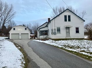498 Pleasant St, Sheldon, VT 05483