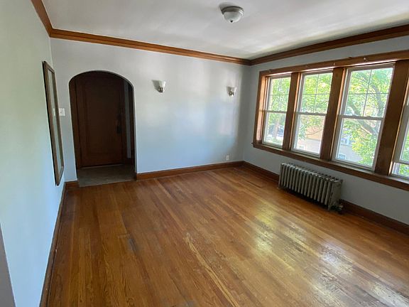 3rd image of 5806 W Altgeld St Unit 2