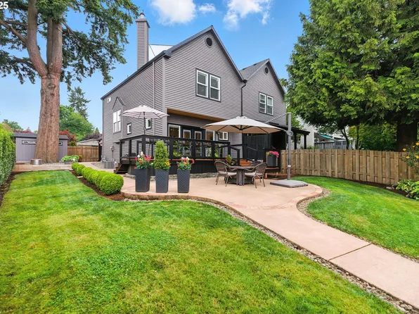 639 2nd St, Lake Oswego, OR 97034