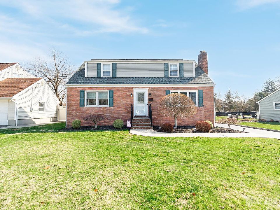 1st image of 1605 Windrew Ave