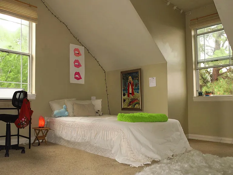 498 E Twelve Oaks Dr — Photo 7
