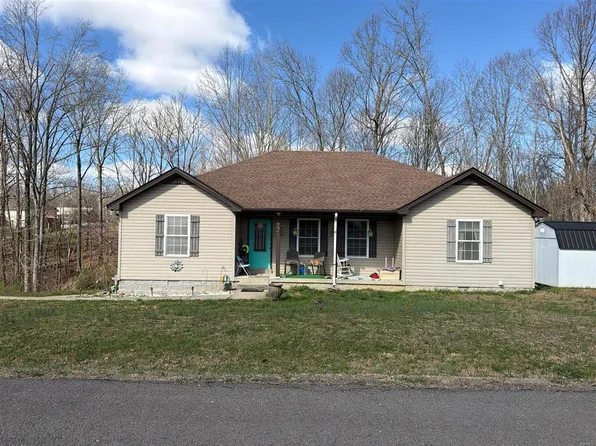 65 Brady Cole Ln, Lafayette, TN 37083