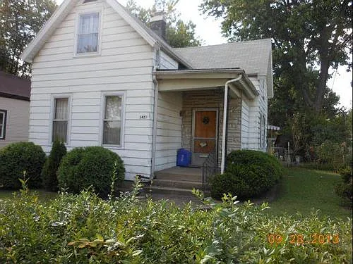 1423 S Governor St photo 1