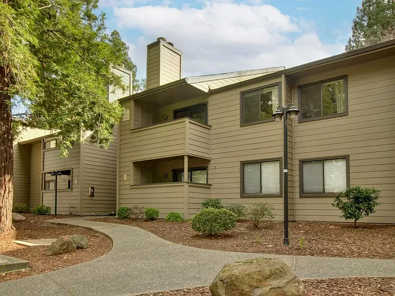 3715 Tallyho Dr #162 — Photo 8