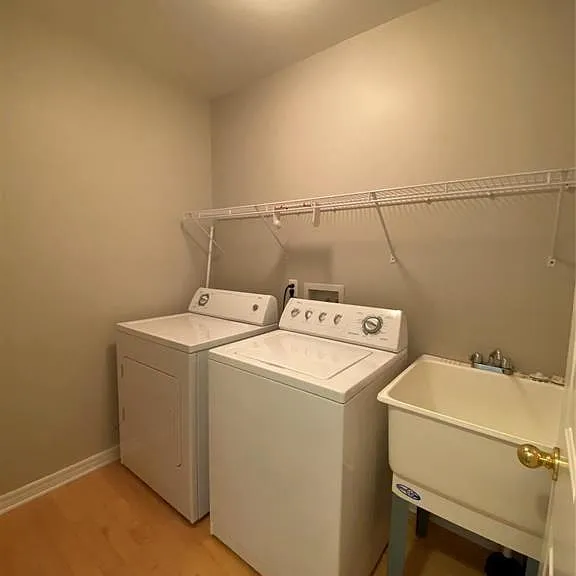 215 S Village Way — Photo 34