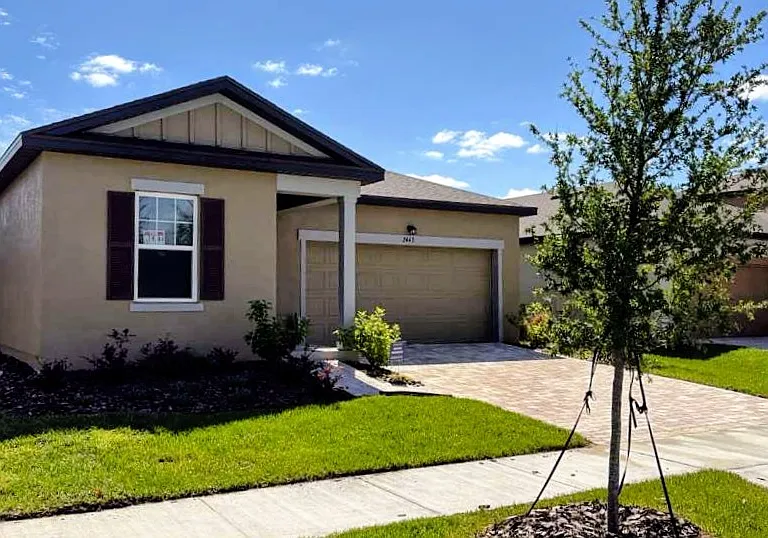 2443 Grey Hawk Dr — Photo 2