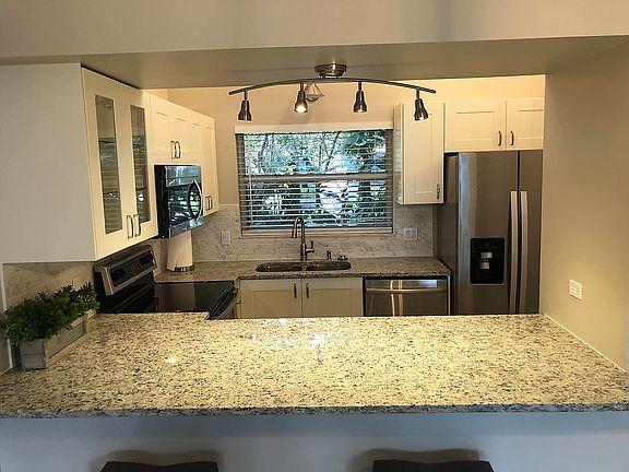 5th image of 1397 SW Vizcaya Cir