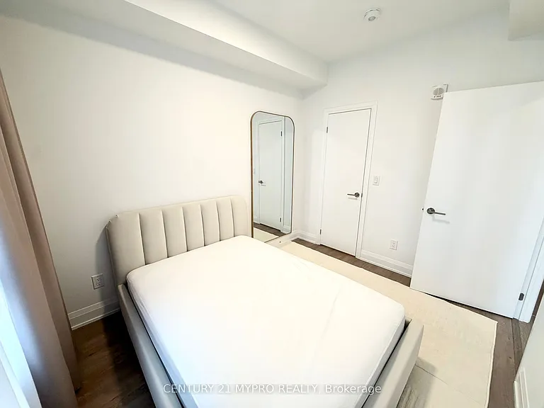 3250 Carding Mill Trl #425 — Photo 16