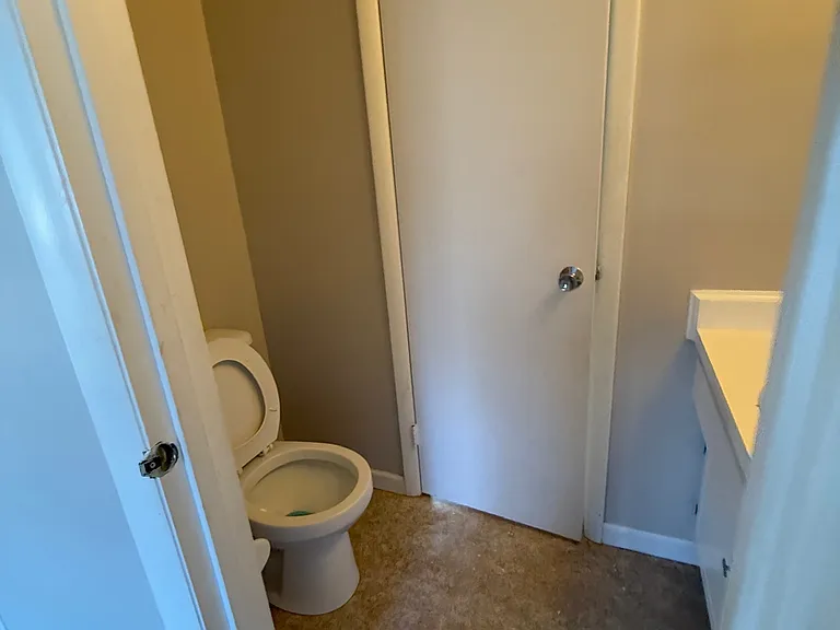 1708 N Hamilton St #C — Photo 26
