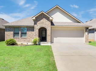 104 Whirlaway Dr, Lafayette, LA 70507