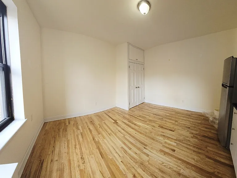 13209 Maple Ave #43D — Photo 9