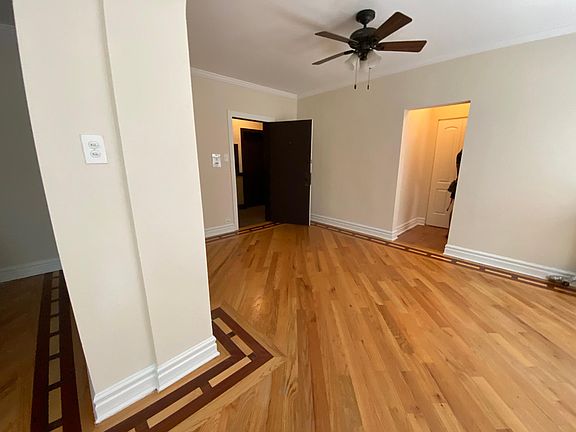 4th image of 4614 N Paulina St Floor At203