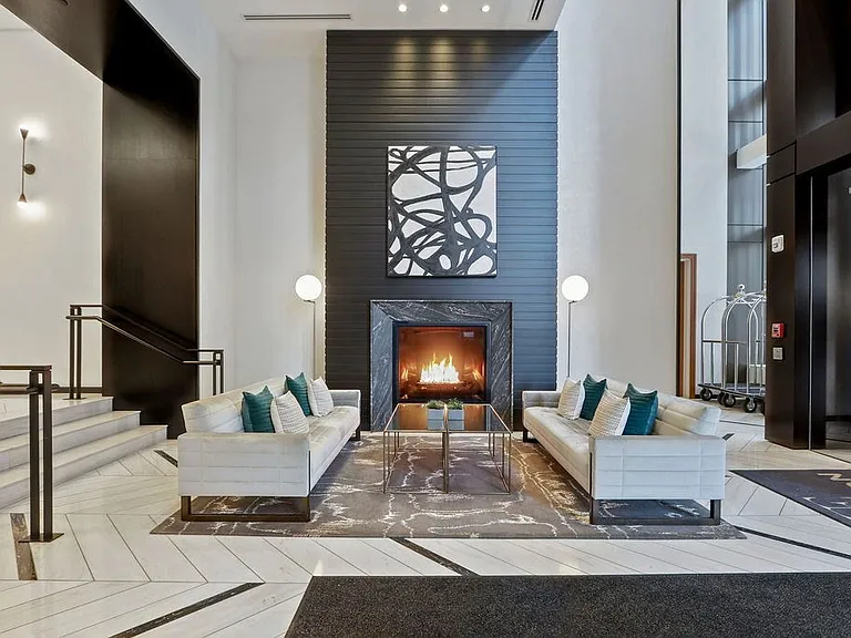 135 Seaport Blvd #2201 — Photo 11