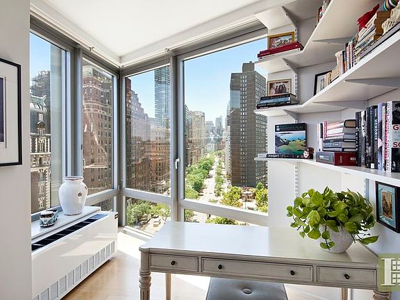2nd image of 200 W 72nd St APT 10K
