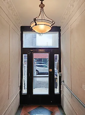 Rented by Living New York | media 13