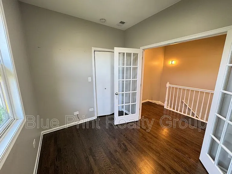 6332 Inglside Ingleside #3 — Photo 9