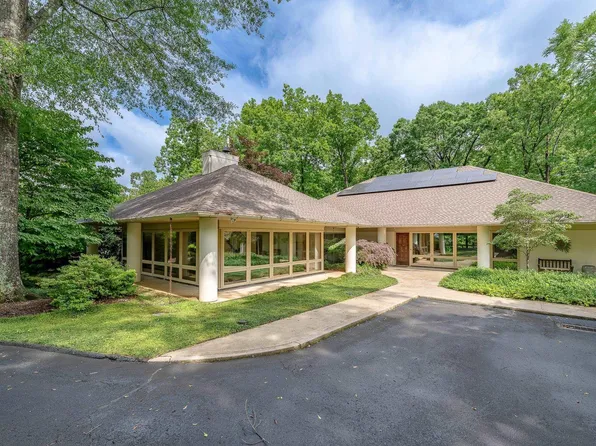 109 Babbs Hollow Rd, Greenville, SC 29607