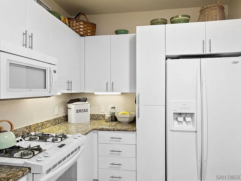 1480 Broadway #2213 — Photo 3