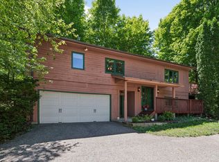 3021 Devon Ln, Mound, MN 55364