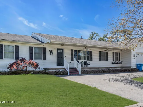 1108 Monmouth Avenue, Toms River, NJ 08757