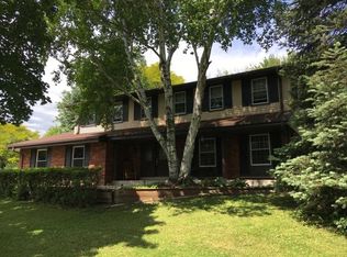 S25W26880 Winnebago Way, Waukesha, WI 53188