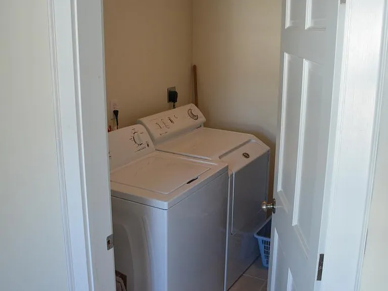 Laundry Room - Includes machines