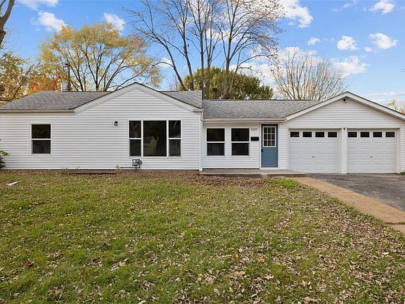 2nd image of 4317 Saint Agnes Ln