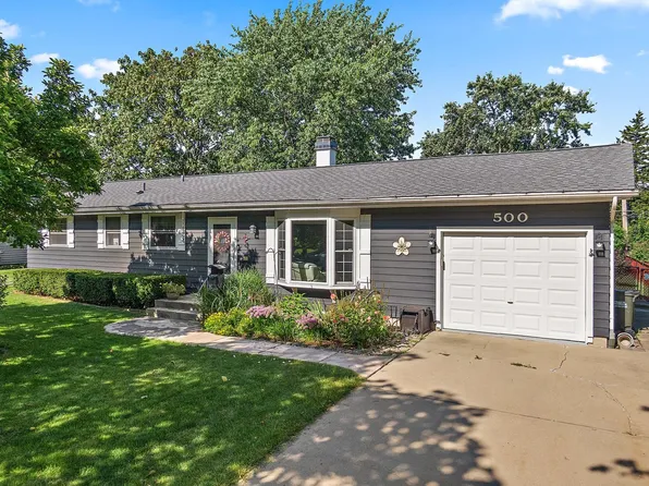 500 Arrowhead Trl, Carol Stream, IL 60188