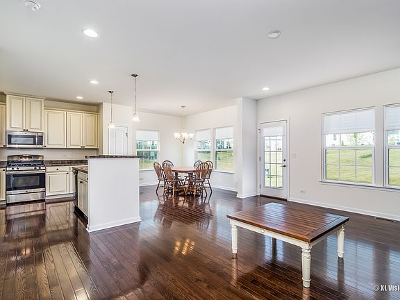 3rd image of 12840 Blue Spruce Dr
