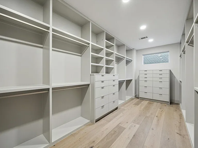 2129 Quenby St — Photo 23