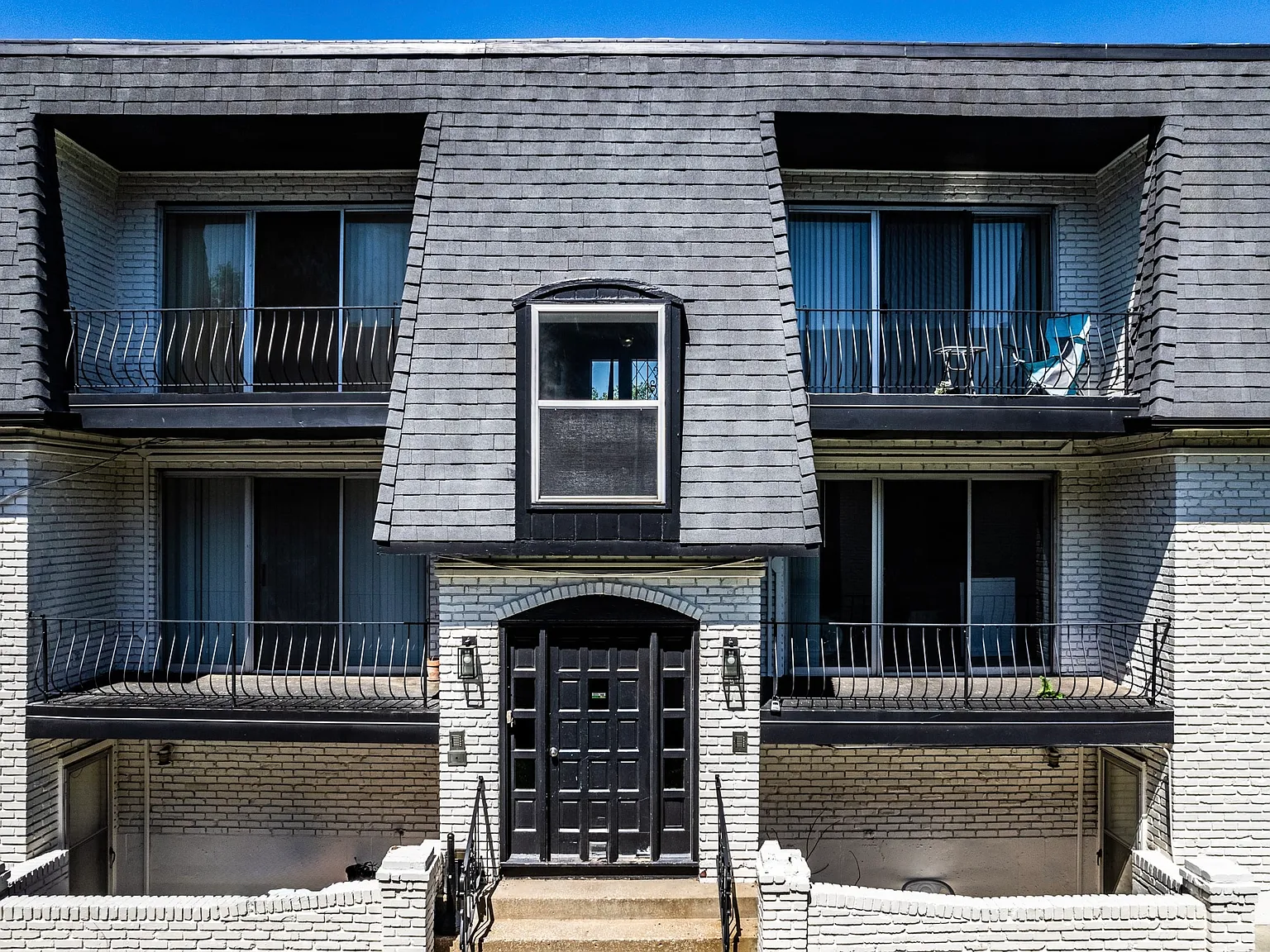 Waldo Plaza Apartments — Photo 3