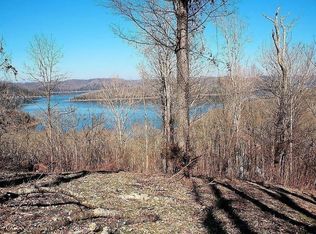405 Maury Ln, Smithville, TN 37166