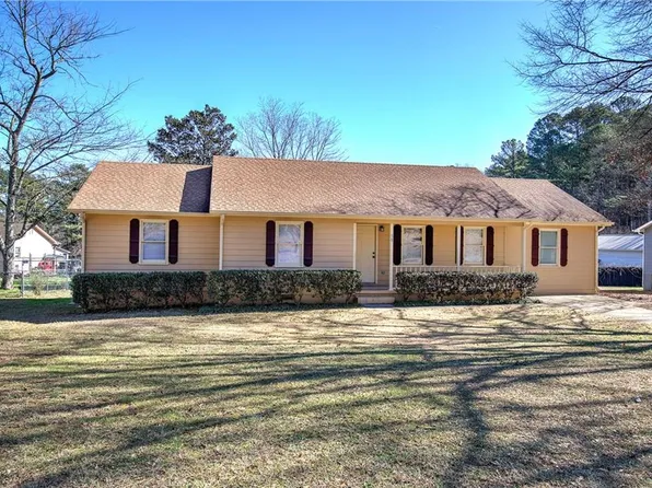 58 Habersham Cir NE, Cartersville, GA 30121