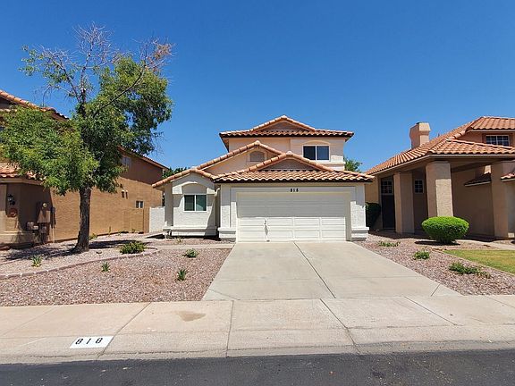 2nd image of 818 W Sun Coast Dr
