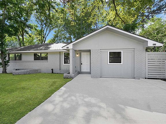 2nd image of 719 Silverdale