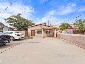 3225 Fort Blvd, El Paso, TX