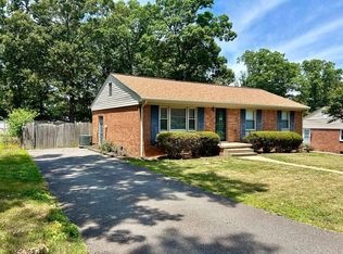 1432 Bargrove Rd, North Chesterfield, VA 23235