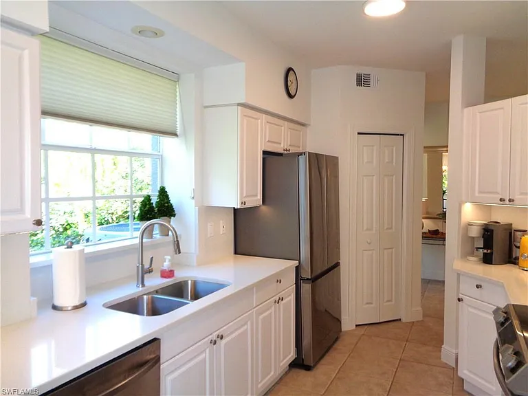 515 Laguna Royale Blvd #102 — Photo 12