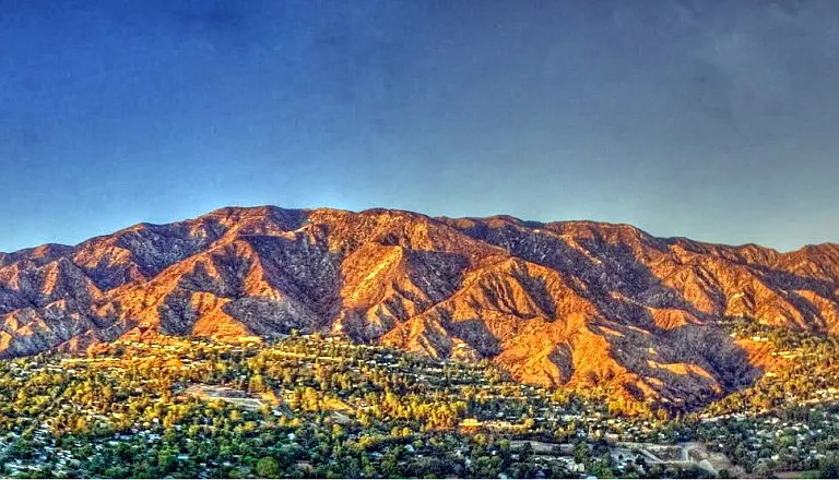 FOOTHILL VILLAGE — Photo 18