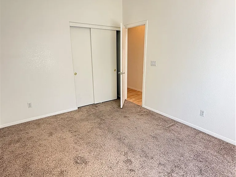 1739 Franklin Chase Ter — Photo 14