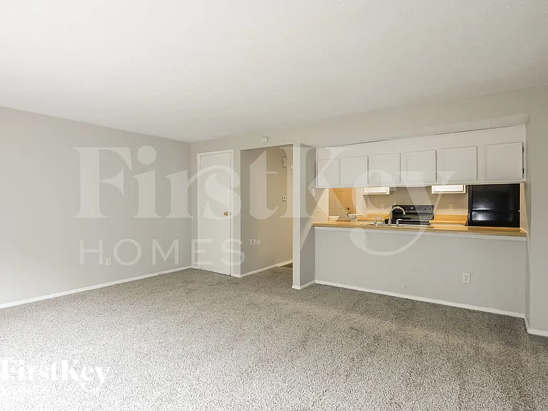 6847 Cross Key Dr — Photo 5