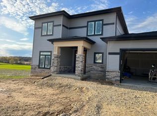 466 Robin Hill Rd, Verona, WI 53593