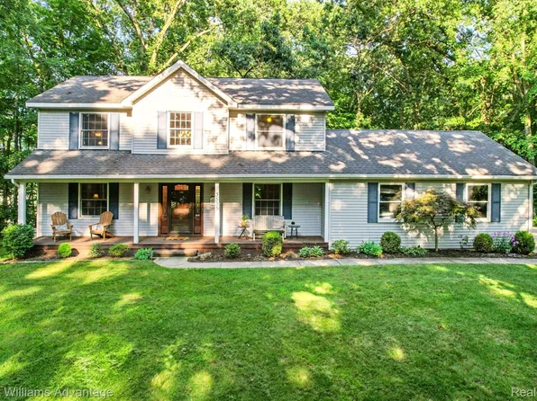 3535 Westphal Rd, Howell, MI 48843