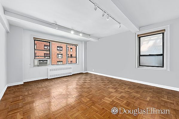 1st image of 30 E 37th St APT 8H