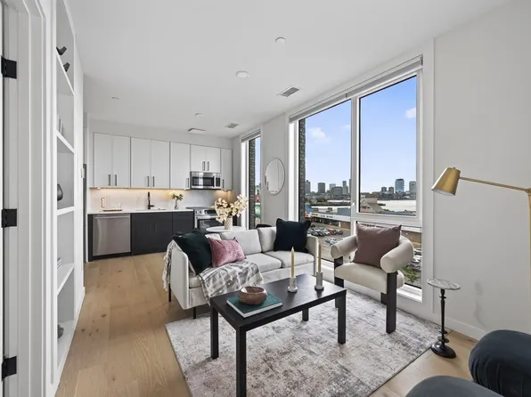 40 William Kelly Sq #403, Boston, MA 02128