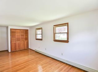 313 Leslie Dr, Portsmouth, NH 03801