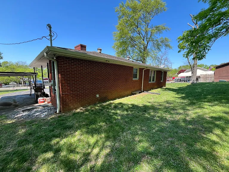 606 Terrace Hill Rd — Photo 13