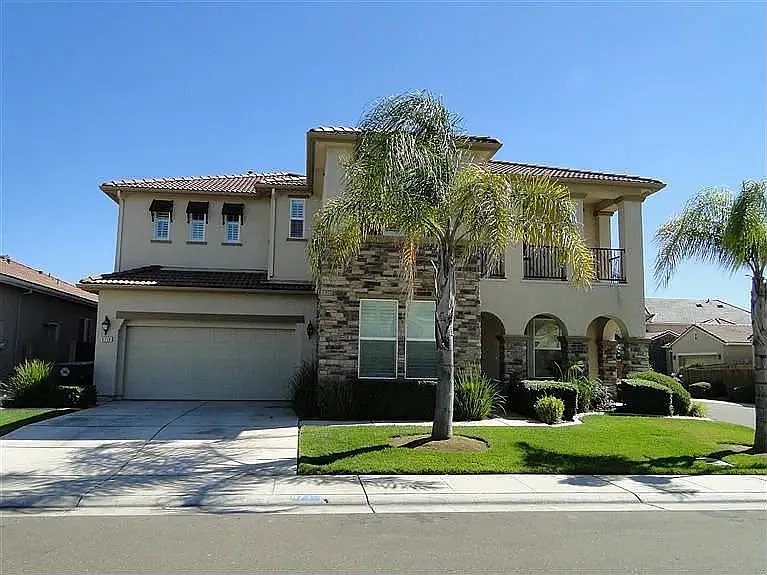 6710 Vilamoura Way photo 1