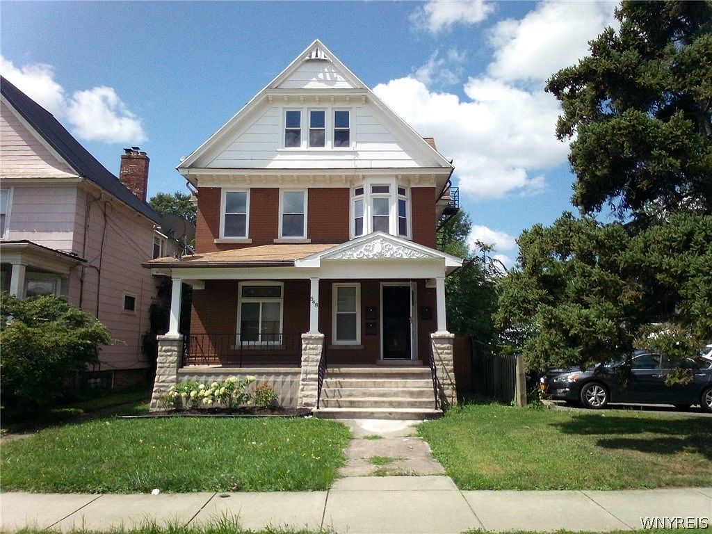 Primary listing photo