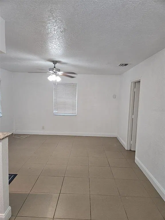 2 bed, 2.0 bath, 608 sqft, $2,500 — Photo 4